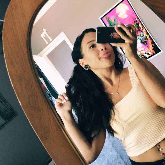 Madi 🖤 - Picture 2 of 4